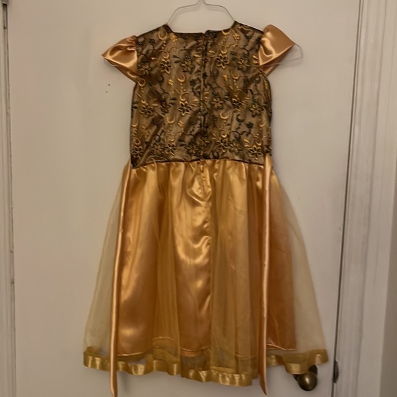 Girls dress size 10 - Picture 2 of 2